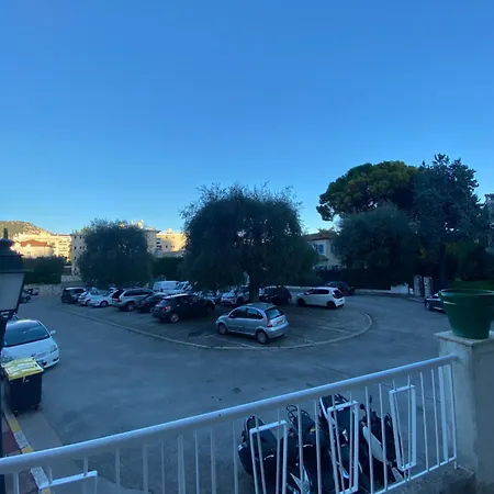 Apartamento Calme à Deux Pas De La Avec Jardin Et Parking Privé *